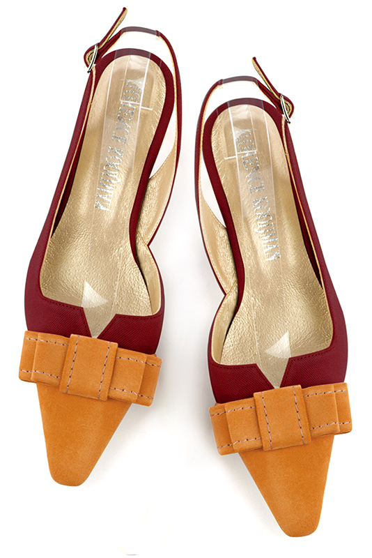 Apricot orange and burgundy red women's open back shoes, with a knot. Tapered toe. Low kitten heels. Top view - Florence KOOIJMAN